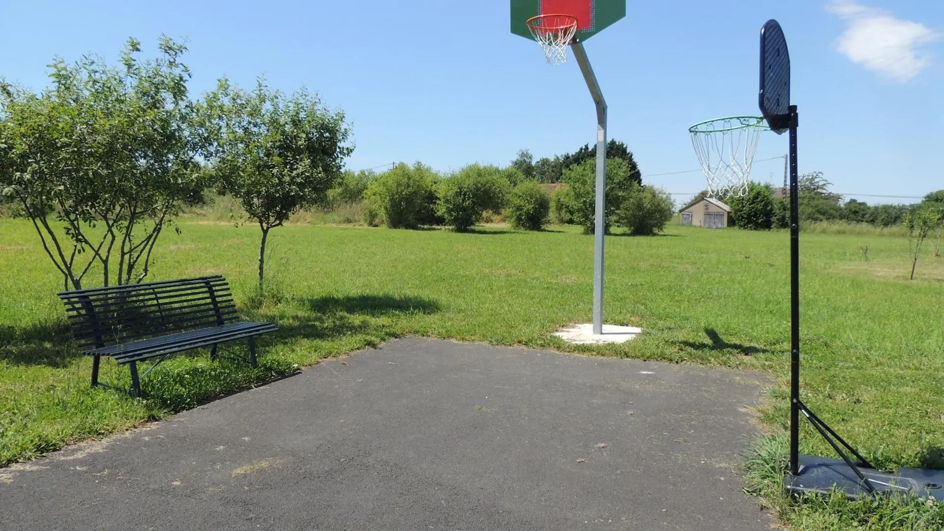 Chalet Atypique Kota Noah Location En Gite Salle D'Eau Privative A 20M Chazemais