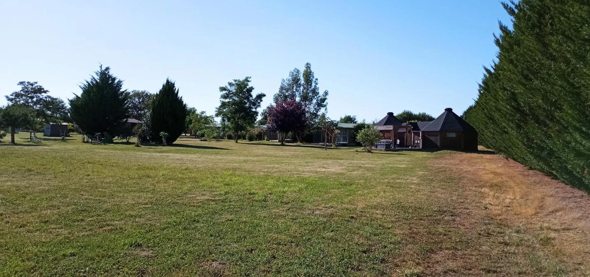 Chalet Atypique Kota Noah Location En Gite Salle D'Eau Privative A 20M Chazemais